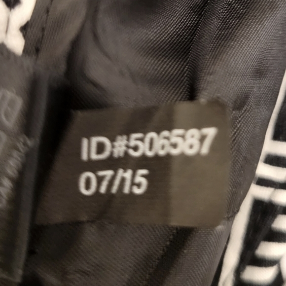 Express Columnist Black & White Diamond Print Pants Size 4R - Picture 13 of 14